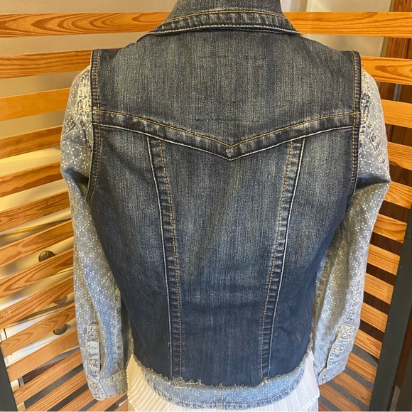 Maurices Dark Denim Vest
Size Medium - Picture 13 of 15